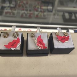 10k Diamond Earrings Different Prices And Grams Layaway Available 10% Down If You Interested Ask Maribel Thank You 