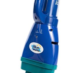Blue Wave® Pool Blaster® Fusion™ PV-5 Hand-Held Lithium Cleaner