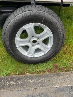 Jeep Wrangler Wheel & Tire