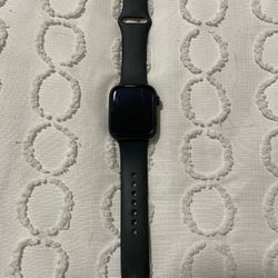 Apple Watch Series 7 - 45mm 