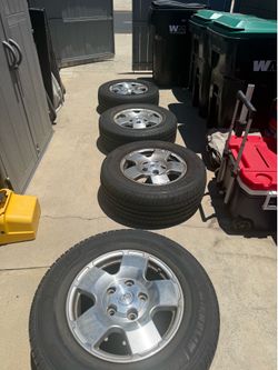 OEM Toyota Tundra 18” Alloy Wheels – Set of 4