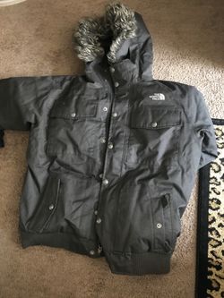 North face coat 10/12 yo