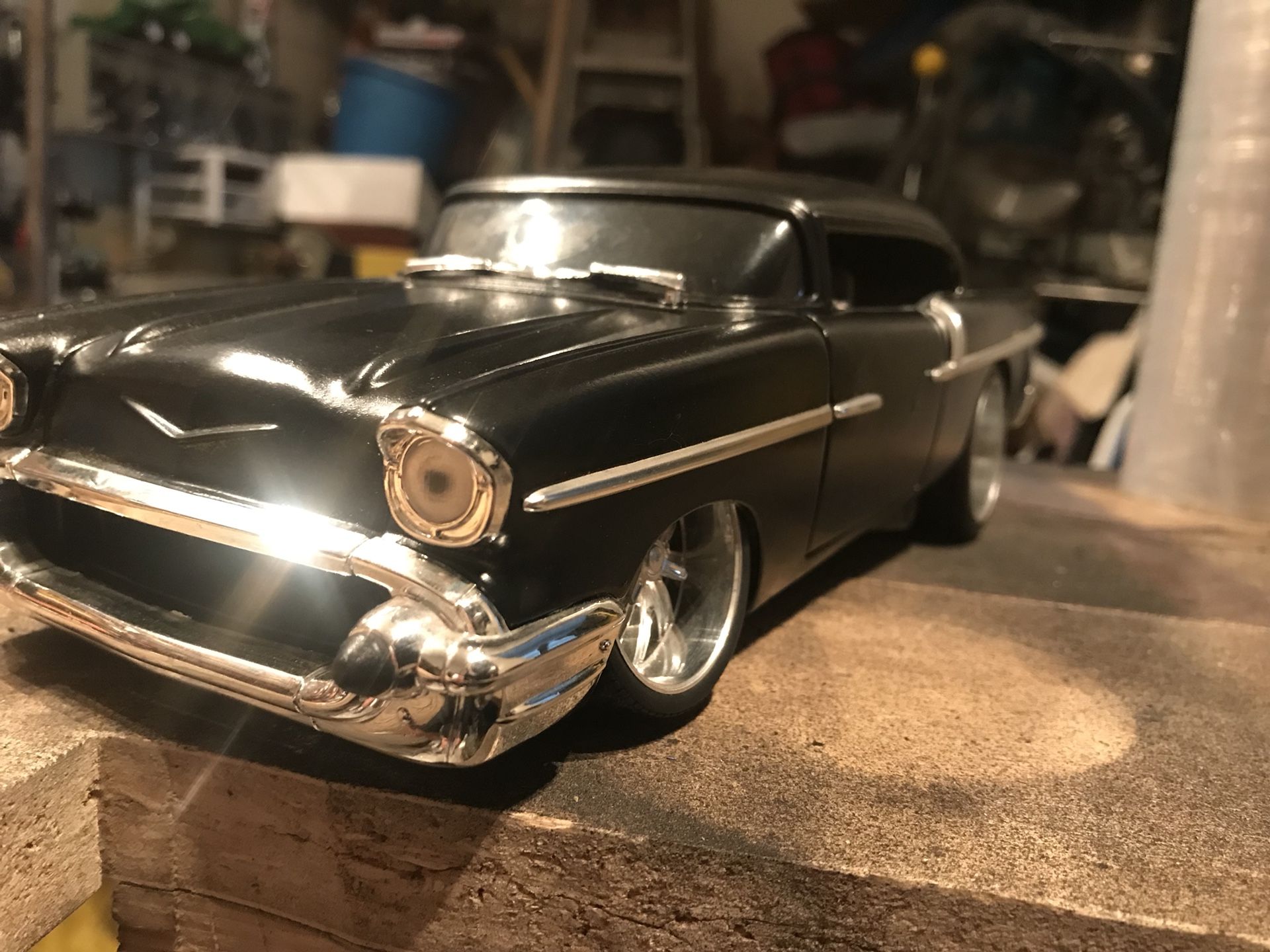 CHOPPED TOP COSTOM CHEVY