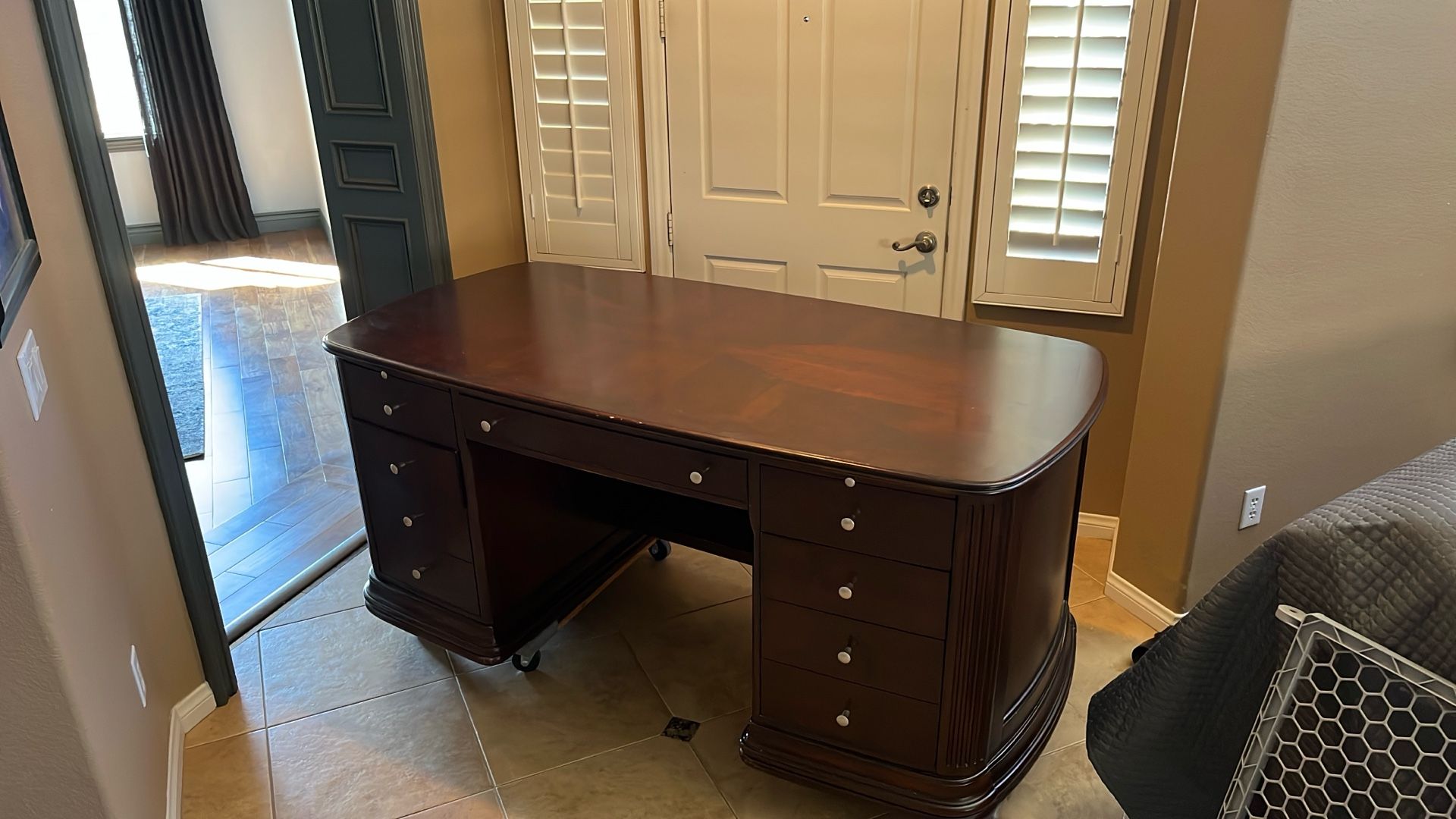 Desk