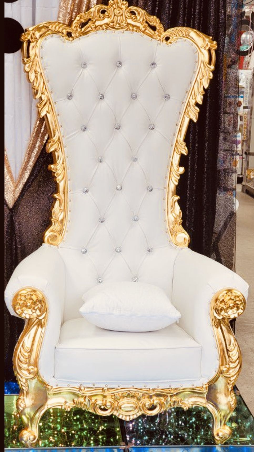 Throne Chair
