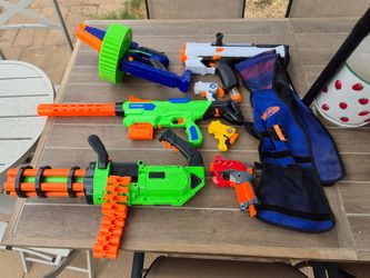 Nerf blaster lot