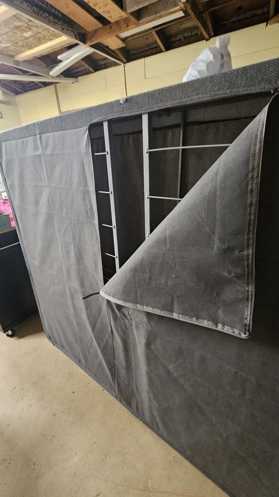 Queen Boxspring Foldable Metal Frame