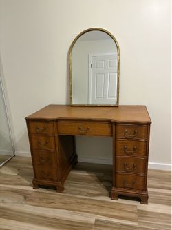 Colonial Craft bedroom set