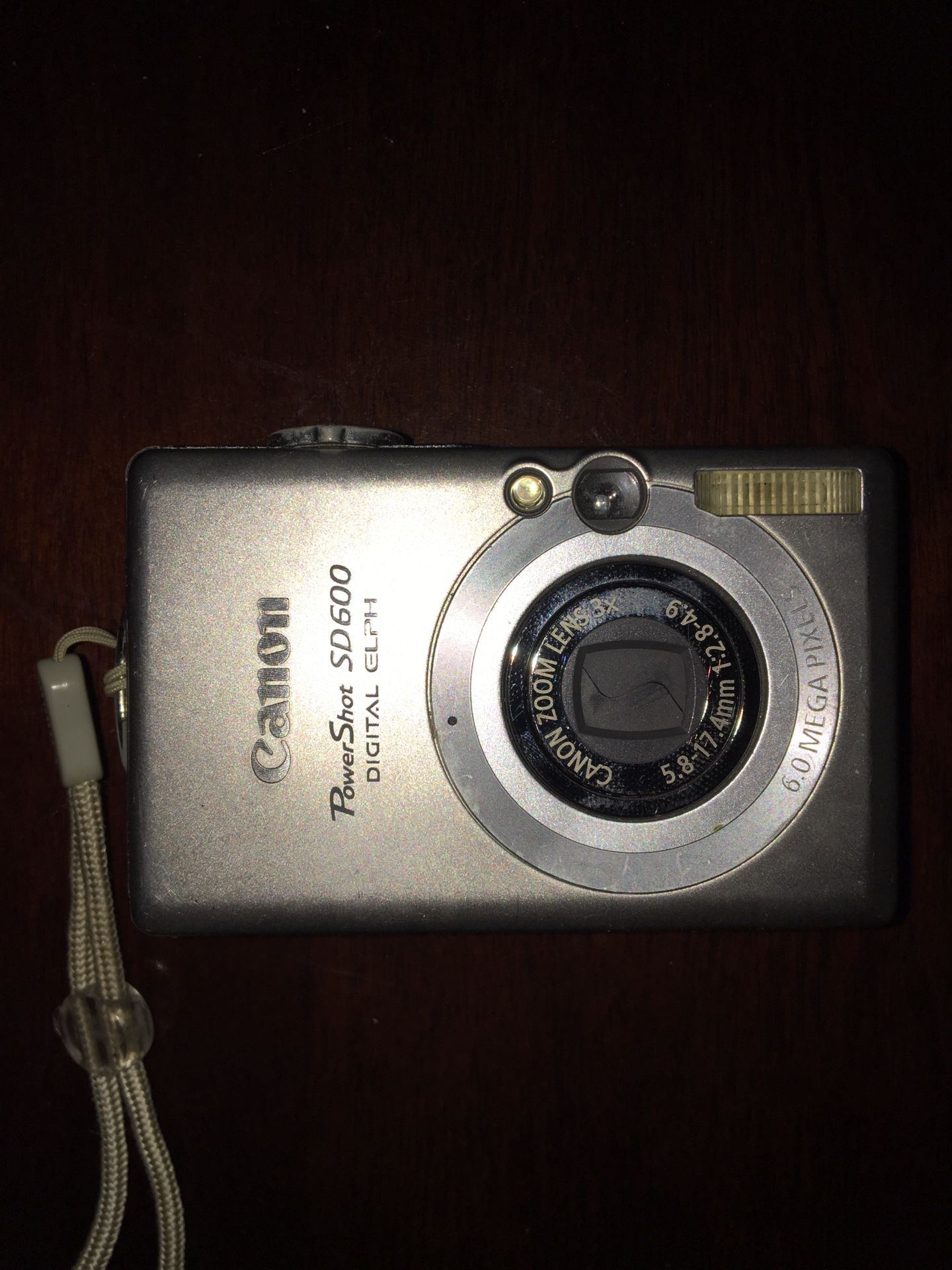 Camera - Canon PowerShot SD 600