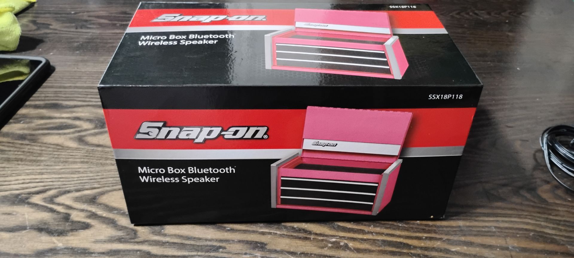 Snap on micro box Bluetooth wireless speaker