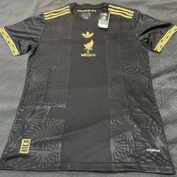 Men’s Mexico, black and gold jersey fans version