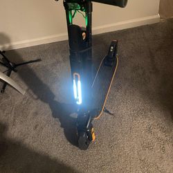 BEYOND ELECTRIC SCOOTER 