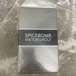 Spicebomb Perfume 