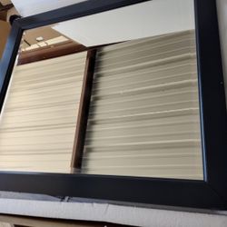 28x32 Mirror 