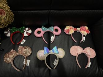 disney ears 10$ each or 3 for 25$