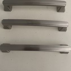 Vanity Hardware