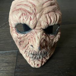 Creepy Halloween Mask 