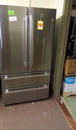 sharp sjgfs 22.5-cu ft 4-door refrigerator 7f6wh