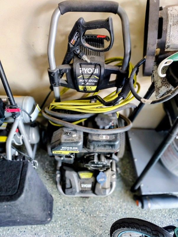 Ryobi 3200psi Gas Pressure Washer