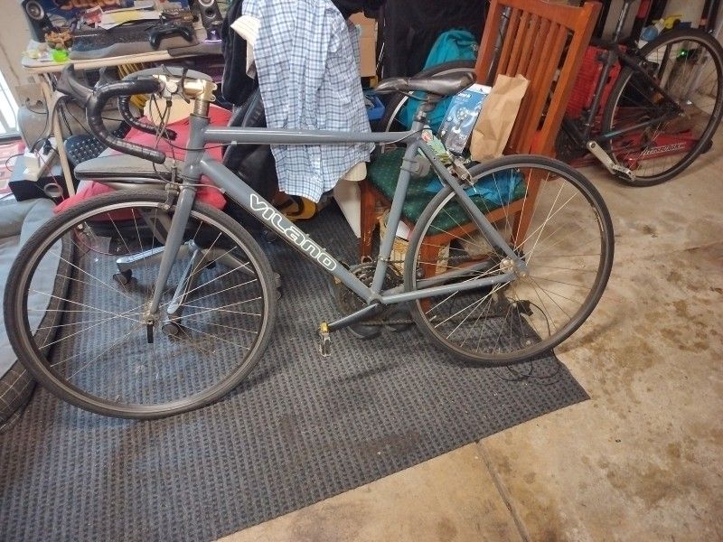 Vilano Bicycle