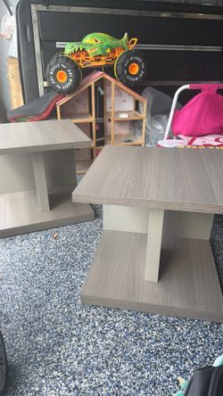 City furniture night stands
