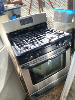 Gas Oven/Stove 