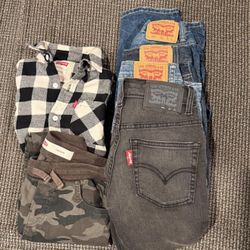 Levi’s Size 8 Bundle 