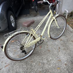 28in. Schwinn Bike