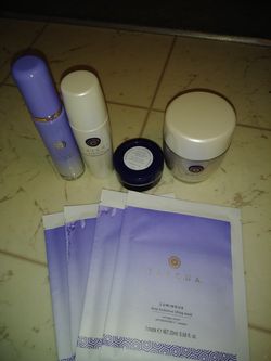 Facial system. Take 10 yrs off. Paid 500 for this and asking 150.00$ all new