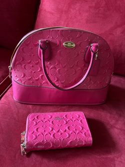 Coach purse and wallet