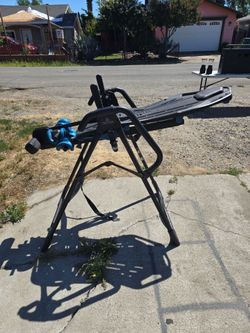 Inversion table