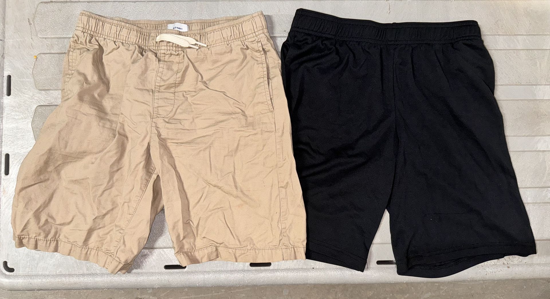 XL Boys Shorts Khaki Black