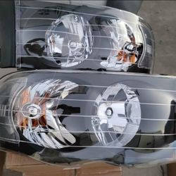 02-05 Dodge Ram Headlights Luces Micas Calaveras Faros Faroles Focos Headlamps 