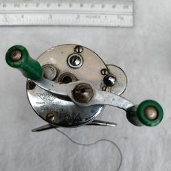 Vintage Fishing Reels for Sale in Modesto, CA - OfferUp