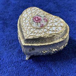 Westland heart-shaped musical trinket box