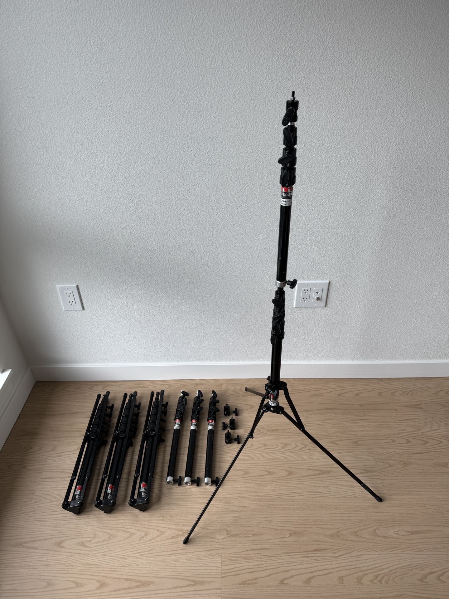Matthews Mini Extendable Light Stand