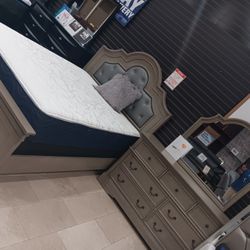 *Bedroom Special!!!*---Mature Frisco Queen/King Bedroom Sets---From $899!!!---Delivery And Financing😎