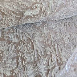 Broyhill. Sofa And Love Seat