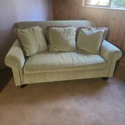 6 foot couch