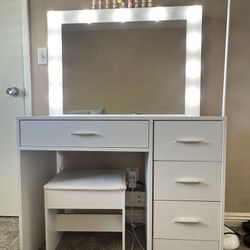 Makeup Vanity