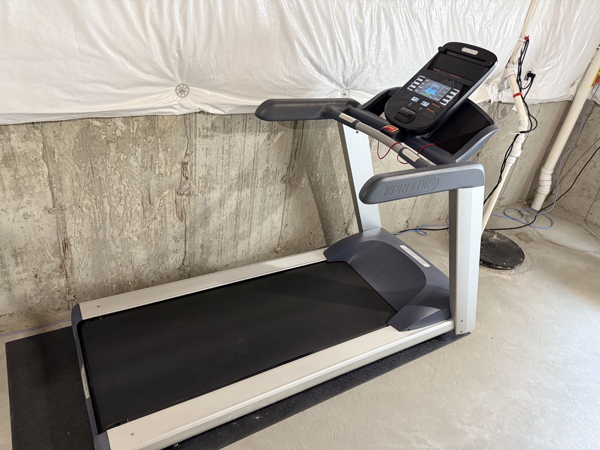 Precor 445 Treadmill