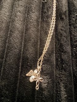 Cross n wings necklace