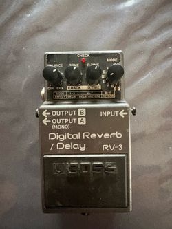 Boss RV-3 Digital Reverb/Delay Pedal