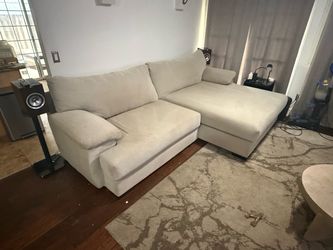 Mor Furniture 115” L-Shaped Modular Sofa