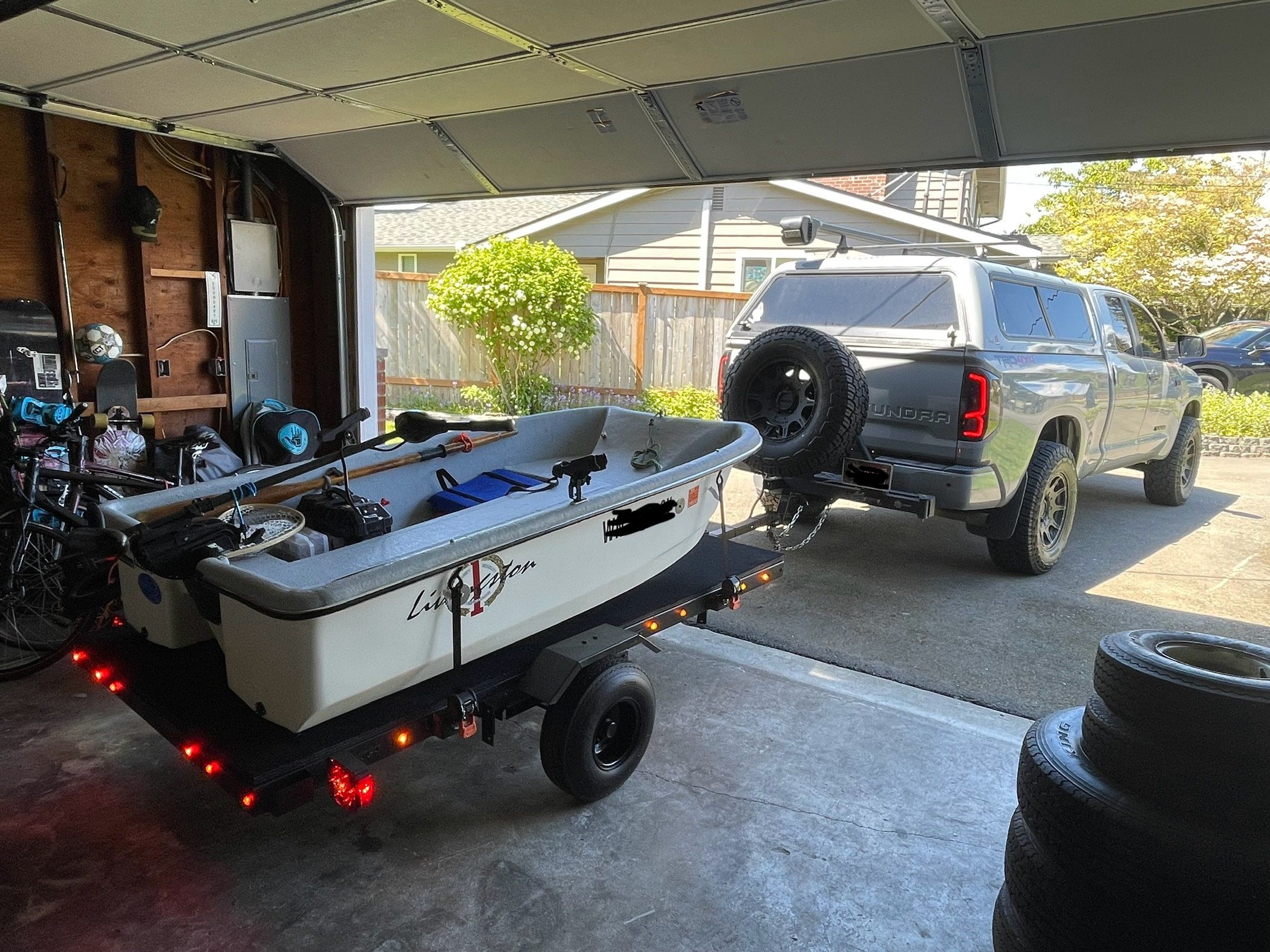 Livingston Boat and Trailer - Go Fishing Today!
