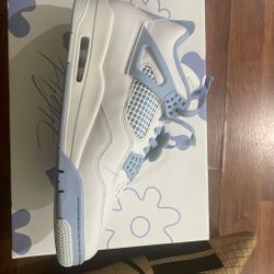 JORDAN 4 