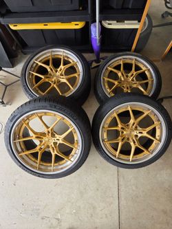 Rohana 3 piece forged wheels w/ Michelin Pilot Sports 4S tires