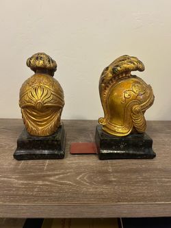Vtg. Neoclassical Borghese Gilt Roman Helmet Bookends with Faux Marble Bases 8”