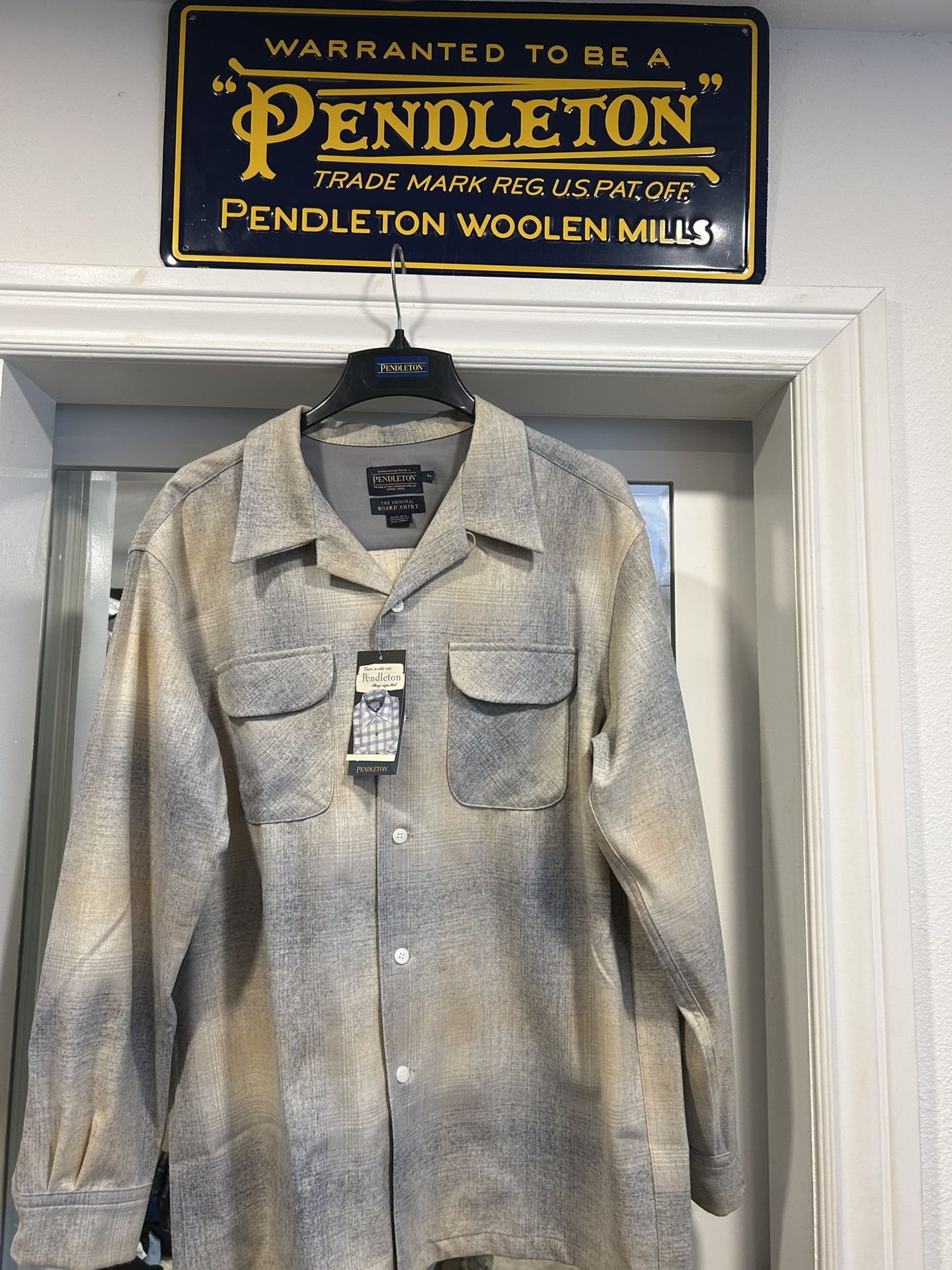 Pendleton Board Shirt Light Creame/grey Plaid XL Reg NWT