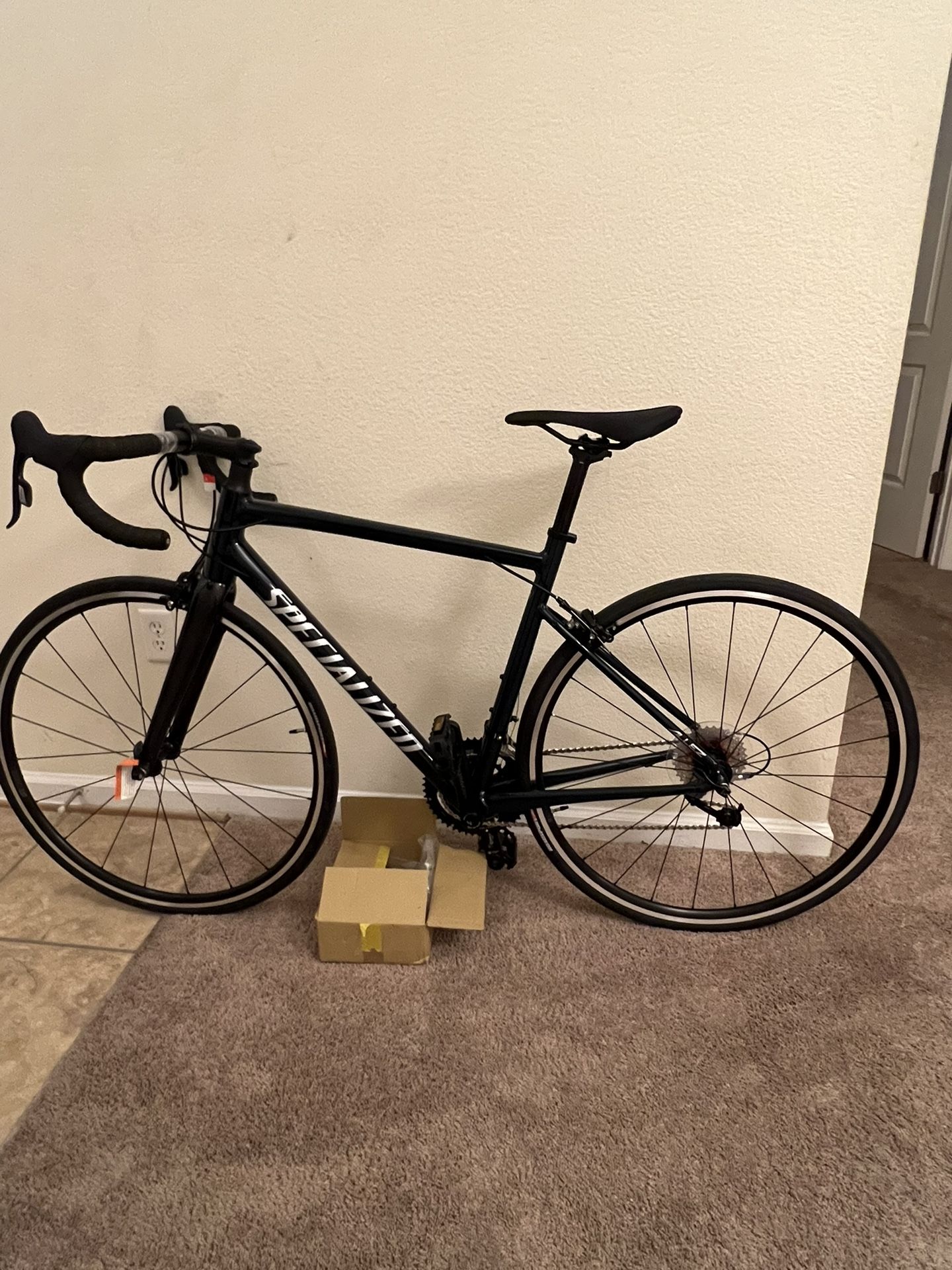 2022 Specialized Allez Elite (Road Bike)